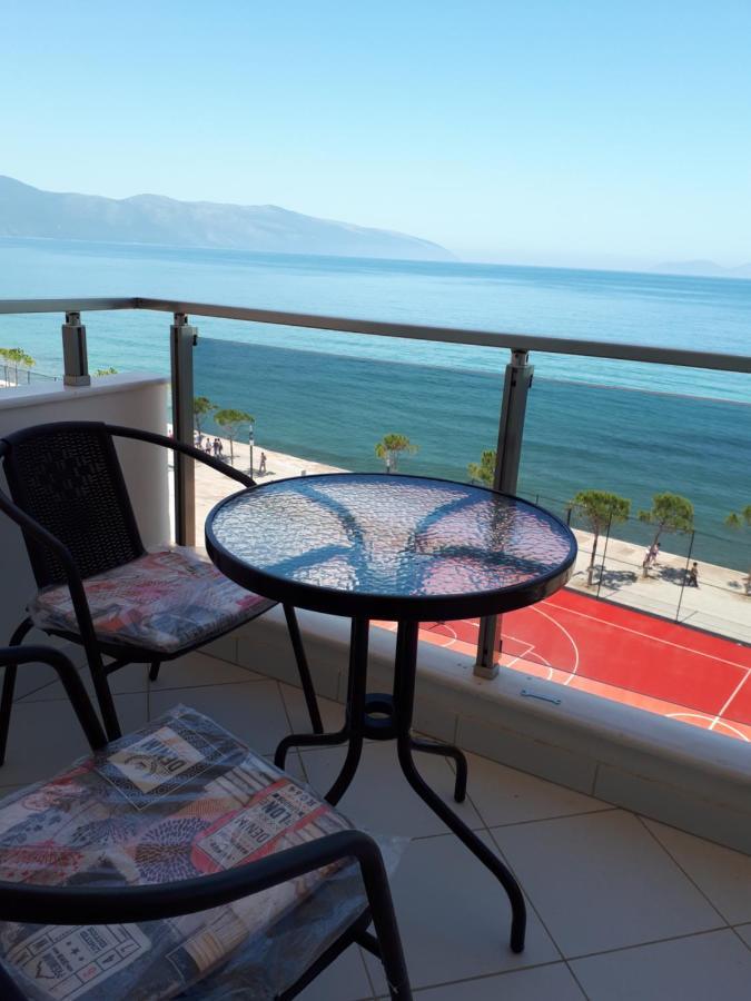Asta Free Private Parking Apartment